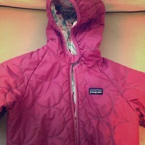 Girls 2T-3T like new ! Patagonia reversible coat!